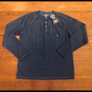 NWT G.H. Bass Long-Sleeve Henley